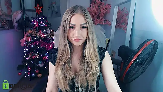 Snapshot of _KittyBoo chatting on 30, 12, 2024 KittyBoo online show from 30, 12, 2024