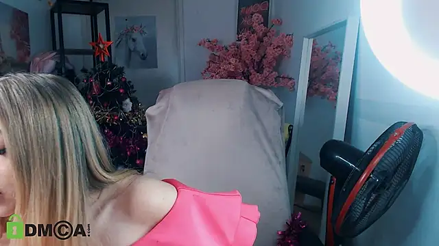 Snapshot of _KittyBoo chatting on 2, 1, 2025 KittyBoo online show from 2, 1, 2025