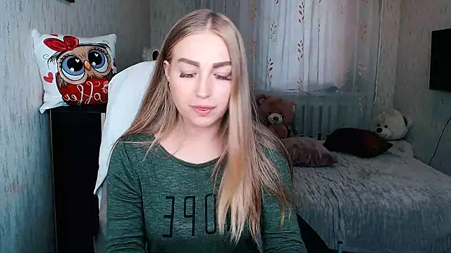 Snapshot of _KittyBoo chatting on 16, 10, 2025 KittyBoo online show from 16, 10, 2025