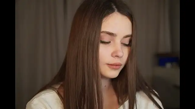 Snapshot of CarmenMoore26 chatting on 16, 12, 2025 CarmenMoore26 online show from 16, 12, 2025