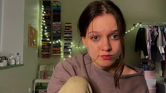 Snapshot of Addelin_Moon chatting on 1, 3, 2026 Addelin Moon online show from 1, 3, 2026