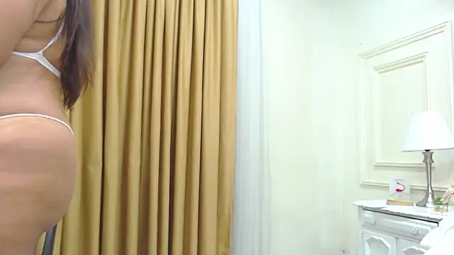 MiaCallie online show from 28, 1, 2025