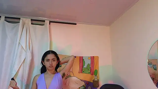 Snapshot of ViolettaSummer chatting on 1, 2, 2025 ViolettaSummer online show from 1, 2, 2025