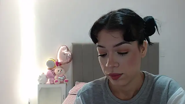 Snapshot of Caribbean_beauty_ chatting on 19, 10, 2025 Caribbean beauty  online show from 19, 10, 2025