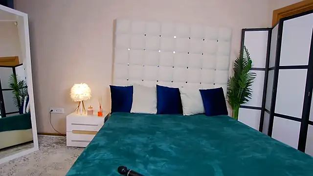 NicoleRosss online show from 14, 3, 2025