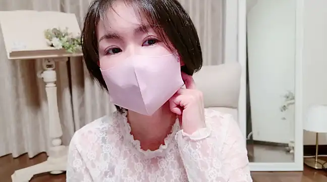 Snapshot of xxArisaxx chatting on 4, 3, 2025 xxArisaxx online show from 4, 3, 2025