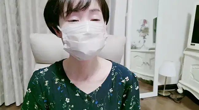 Snapshot of xxArisaxx chatting on 12, 3, 2025 xxArisaxx online show from 12, 3, 2025