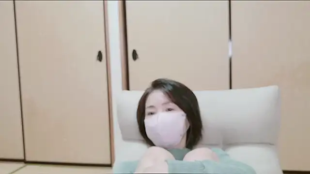 Snapshot of xxArisaxx chatting on 7, 11, 2025 xxArisaxx online show from 7, 11, 2025