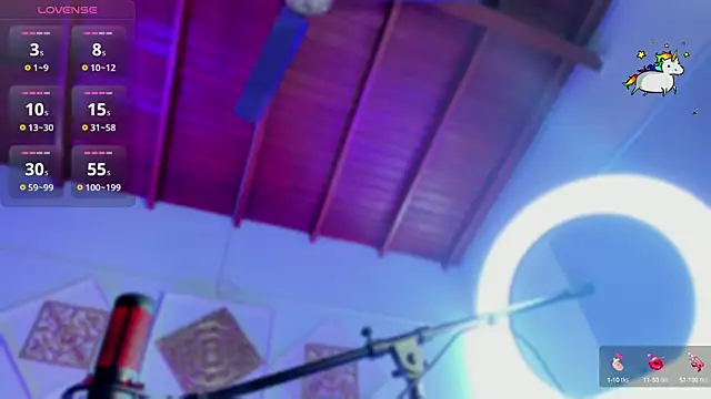 AdelineEvanss online show from 17, 12, 2024