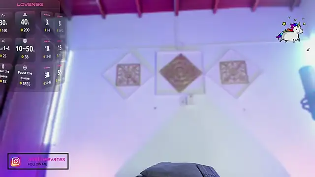 AdelineEvanss online show from 12, 1, 2025