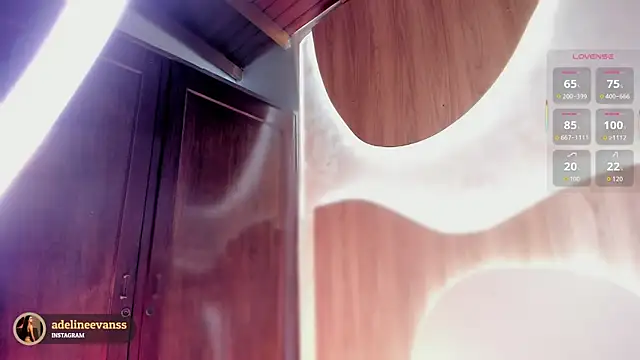 AdelineEvanss online show from 27, 11, 2025