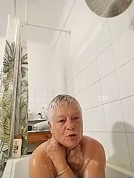 Snapshot of SoDi_Love chatting on 7, 6, 2026 SoDi Love online show from 7, 6, 2026