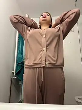 AllysonK online show from 22, 12, 2025