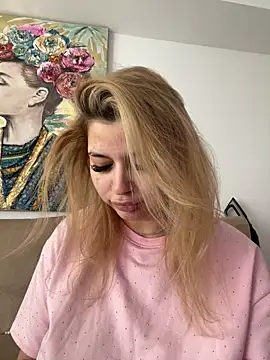 AllysonK online show from 19, 4, 2026