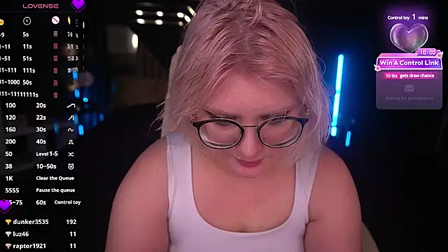 CoolTatis online show from 24, 1, 2025