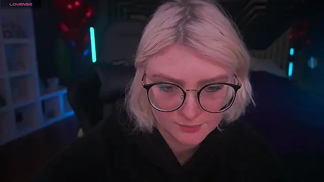 CoolTatis online show from 16, 2, 2025