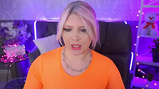 CoolTatis online show from 3, 11, 2025