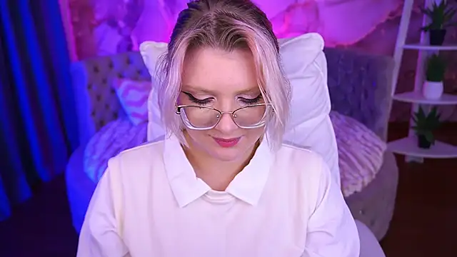 CoolTatis online show from 30, 11, 2025