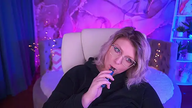 Snapshot of CoolTatis chatting on 20, 12, 2025 CoolTatis online show from 20, 12, 2025