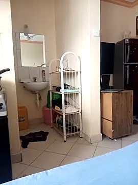 zainabsmile online show from 4, 10, 2025