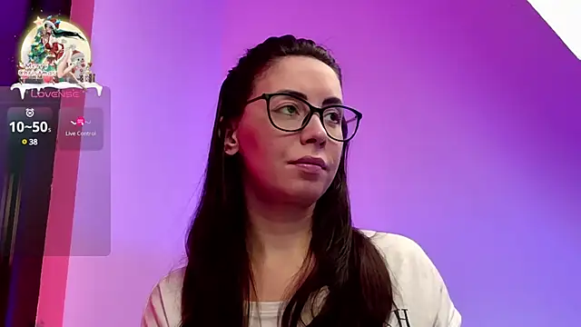 Snapshot of RitaSonnet chatting on 5, 1, 2025 RitaSonnet online show from 5, 1, 2025