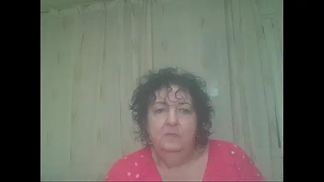 Snapshot of maturekorine chatting on 6, 11, 2025 maturekorine online show from 6, 11, 2025