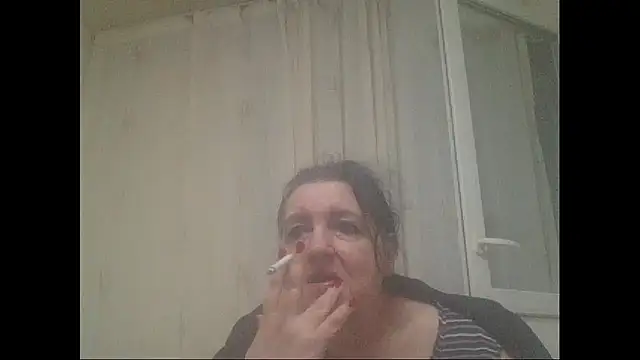 maturekorine online show from 4, 4, 2026