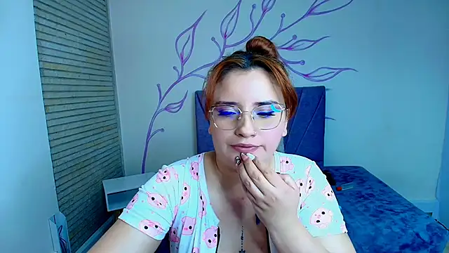 Snapshot of ZaraNolimits_ chatting on 7, 1, 2025 ZaraNolimits online show from 7, 1, 2025