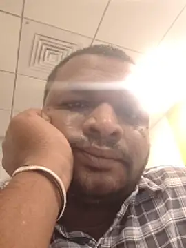 Snapshot of ITGuyhyd chatting on 3, 12, 2025 ITGuyhyd online show from 3, 12, 2025