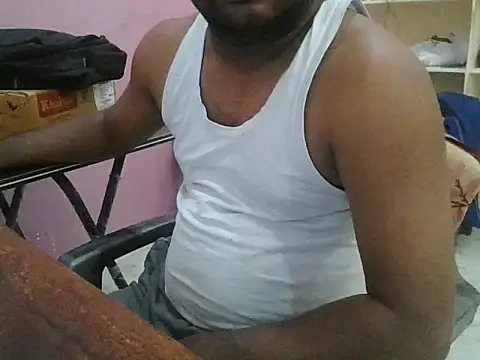 Snapshot of ITGuyhyd chatting on 4, 12, 2025 ITGuyhyd online show from 4, 12, 2025