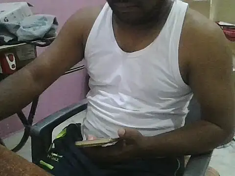 Snapshot of ITGuyhyd chatting on 11, 1, 2026 ITGuyhyd online show from 11, 1, 2026