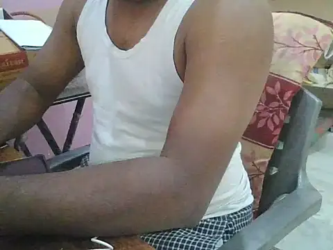 Snapshot of ITGuyhyd chatting on 3, 2, 2026 ITGuyhyd online show from 3, 2, 2026