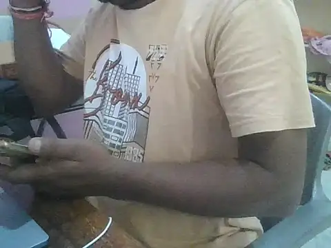 Snapshot of ITGuyhyd chatting on 5, 2, 2026 ITGuyhyd online show from 5, 2, 2026