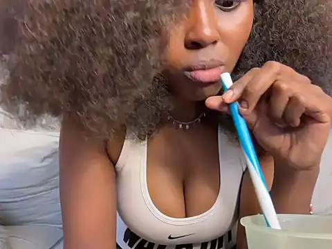 Chocolate queen2 online show from 12, 6, 2026