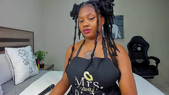 Renee-18 online show from 3, 4, 2026