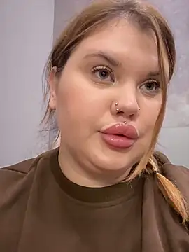 hi im Eva online show from 5, 10, 2025