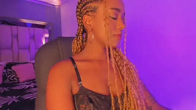 EmilyHaan online show from 27, 1, 2025