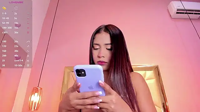 Snapshot of CherryBlossom23 chatting on 14, 3, 2025 CherryBlossom23 online show from 14, 3, 2025