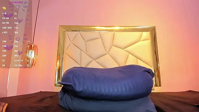 Snapshot of CherryBlossom23 chatting on 21, 3, 2025 CherryBlossom23 online show from 21, 3, 2025