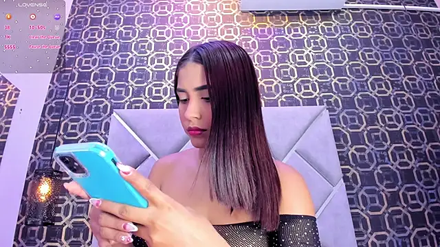 Snapshot of CherryBlossom23 chatting on 8, 11, 2025 CherryBlossom23 online show from 8, 11, 2025