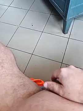 Szeltolo001 online show from 18, 12, 2025