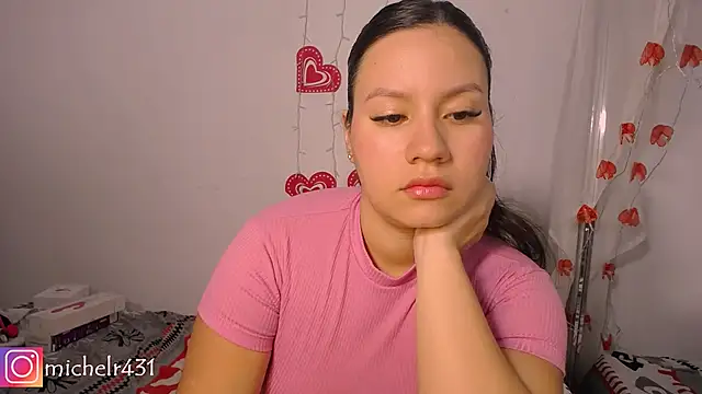 Mia  reys online show from 8, 3, 2025