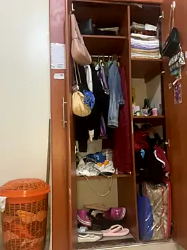 sweet18creamybigpussy online show from 28, 9, 2025