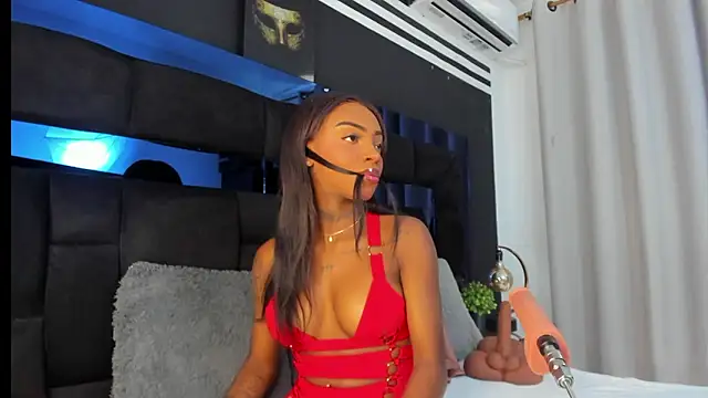 CahitlinBell online show from 2, 12, 2024