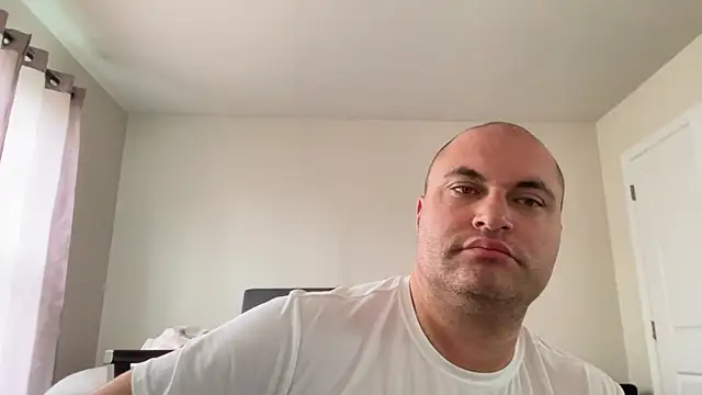 SluggishChase99 online show from 31, 3, 2026