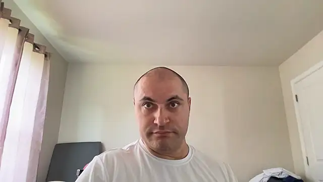 SluggishChase99 online show from 5, 6, 2026
