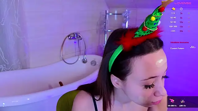 Snapshot of Hayle_Hill chatting on 27, 12, 2024 Hayle Hill online show from 27, 12, 2024