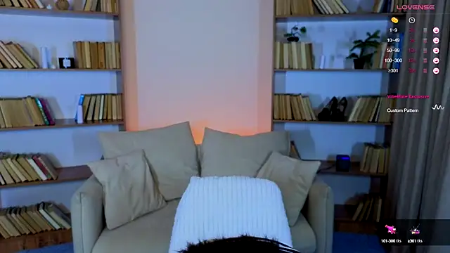 Snapshot of Hayle_Hill chatting on 2, 3, 2025 Hayle Hill online show from 2, 3, 2025