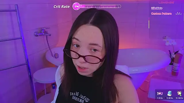 Snapshot of Hayle_Hill chatting on 27, 11, 2025 Hayle Hill online show from 27, 11, 2025