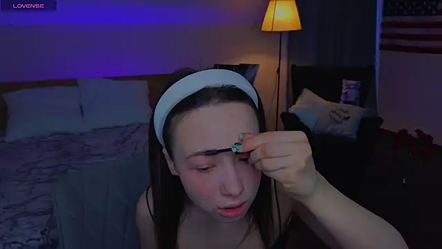 Hayle Hill online show from 15, 3, 2026